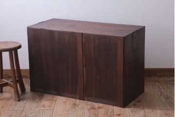 アンティーク家具　和製アンティーク　シンプルな古い木製の箪笥ローボード(衣装箪笥)(2)