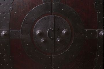 アンティーク家具　古民具・骨董　明治期　脚付き!観音箪笥ローボード(衣装箪笥)