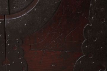 アンティーク家具　古民具・骨董　明治期　脚付き!観音箪笥ローボード(衣装箪笥)