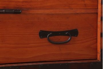 アンティーク家具　古民具・骨董　明治期　脚付き!観音箪笥ローボード(衣装箪笥)