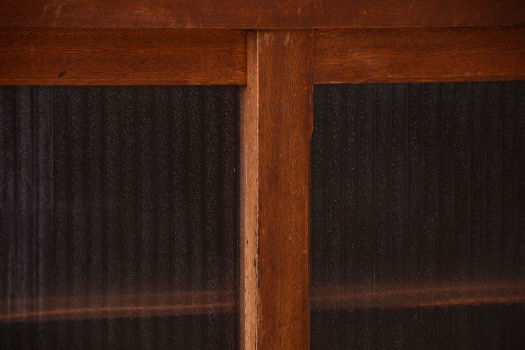 アンティーク家具　和製アンティーク　古い木の銀モールガラス戸カウンターテーブル