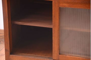 アンティーク家具　和製アンティーク　古い木の銀モールガラス戸カウンターテーブル