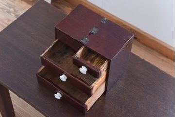 アンティーク雑貨　和製アンティーク　古い木の裁縫箱(小引き出し)