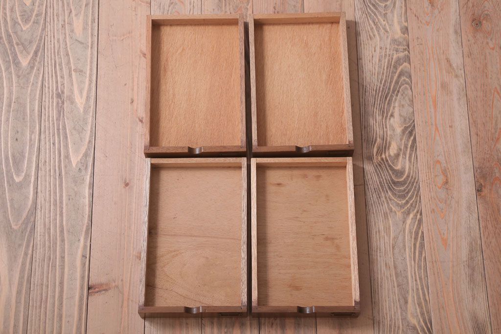 レトロ家具　昭和レトロ　ネームプレート付き!アンティーク小引き出し