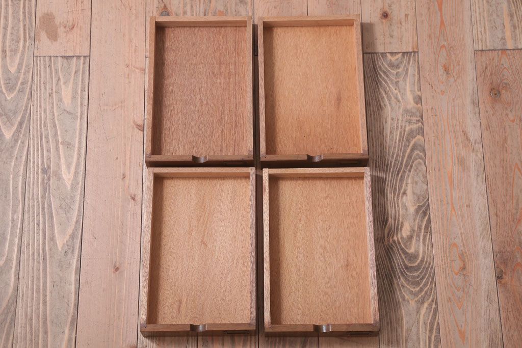 レトロ家具　昭和レトロ　ネームプレート付き!アンティーク小引き出し