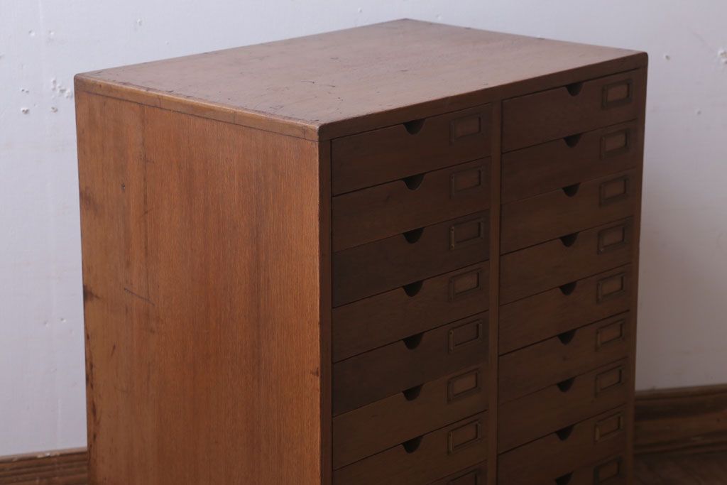 レトロ家具　昭和レトロ　ネームプレート付き!アンティーク小引き出し