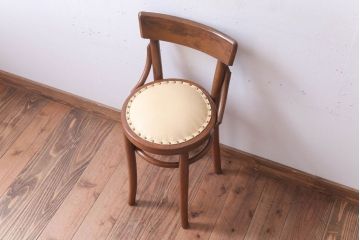 レトロ家具　アンティーク　本革座面のレトロなベントウッドチェア(椅子)