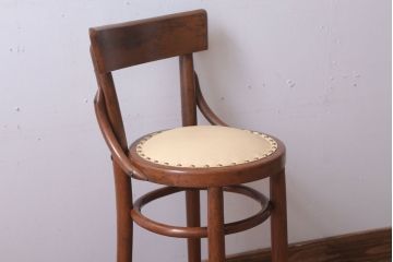 レトロ家具　アンティーク　本革座面のレトロなベントウッドチェア(椅子)