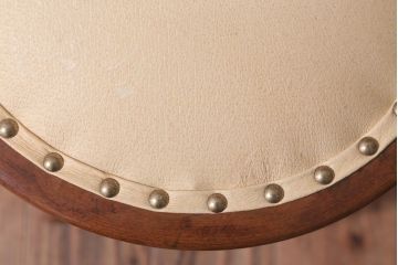 レトロ家具　アンティーク　本革座面のレトロなベントウッドチェア(椅子)