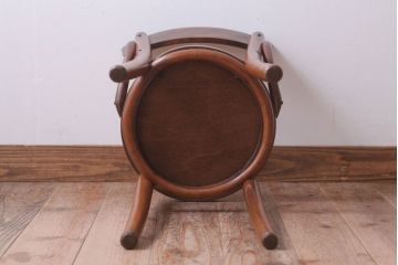 レトロ家具　アンティーク　本革座面のレトロなベントウッドチェア(椅子)