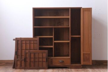 レトロ家具　昭和レトロ　古い木製の収納棚(下駄箱)