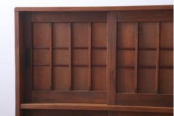 レトロ家具　昭和レトロ　古い木製の収納棚(下駄箱)