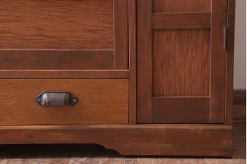 レトロ家具　昭和レトロ　古い木製の収納棚(下駄箱)