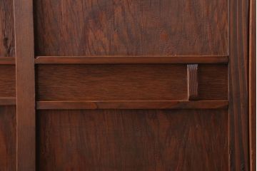 レトロ家具　昭和レトロ　古い木製の収納棚(下駄箱)(2)