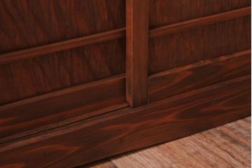 レトロ家具　昭和レトロ　古い木製の収納棚(下駄箱)(2)