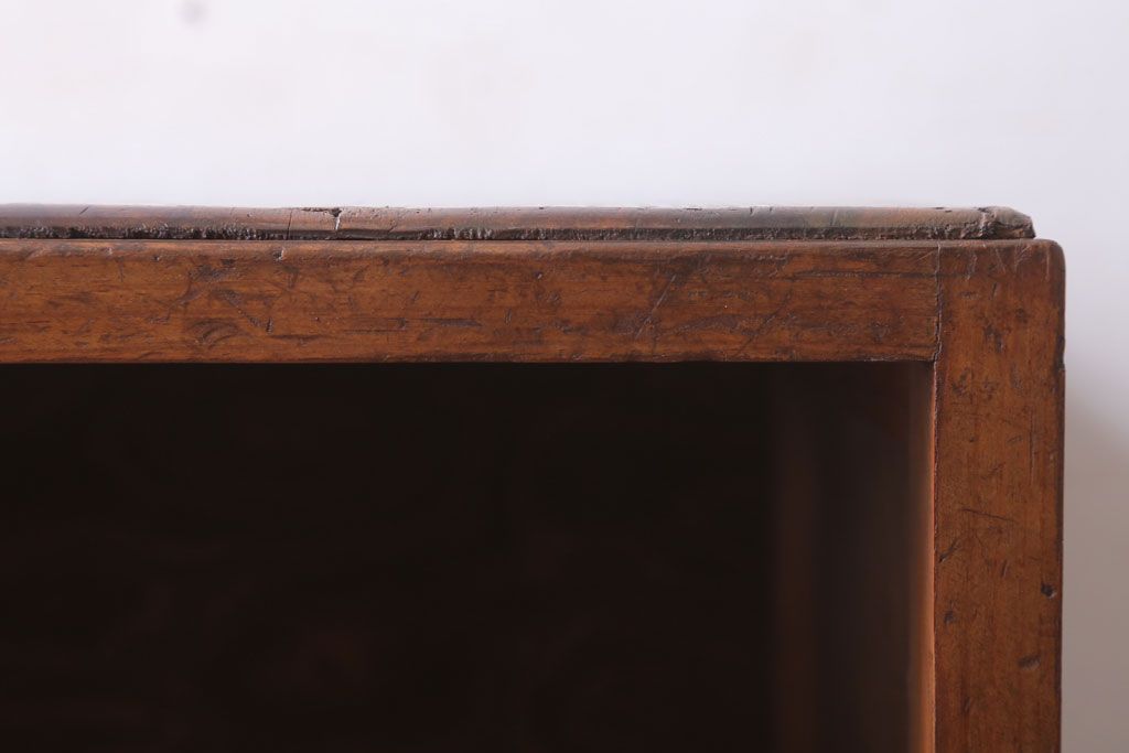 アンティーク家具　和製アンティーク　小ぶりな前面檜材収納棚