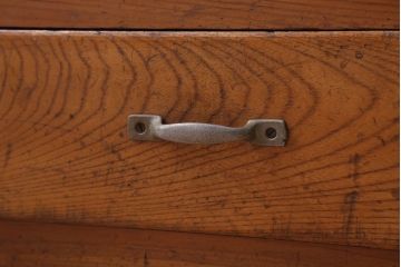 アンティーク家具　和製アンティーク　小ぶりな前面檜材収納棚