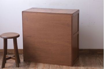 アンティーク家具　和製アンティーク　小ぶりな前面檜材収納棚