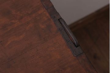 アンティーク家具　和製アンティーク　すりガラス入り!古い木のシンプルな戸棚(収納棚)