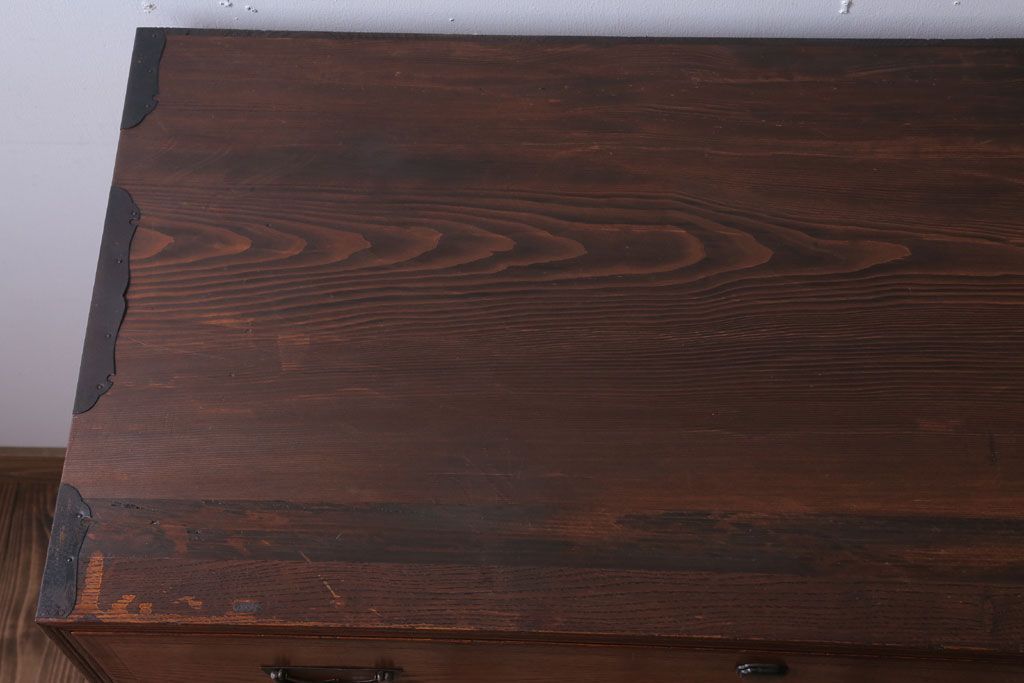 アンティーク家具　和製アンティーク　関西系!前面栓材の上品なハーモニカ付き衣装箪笥