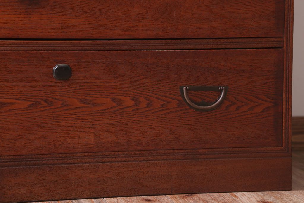 アンティーク家具　和製アンティーク　関西系!前面栓材の上品なハーモニカ付き衣装箪笥