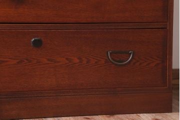 アンティーク家具　和製アンティーク　関西系!前面栓材の上品なハーモニカ付き衣装箪笥