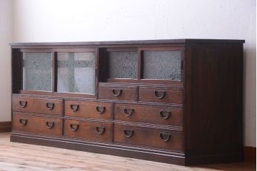 アンティーク家具　古民具・骨董　明治〜大正　高級品!前面欅材の結霜ガラス戸ローボード