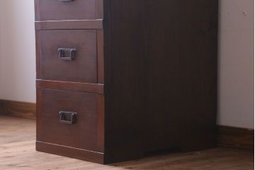 アンティーク家具　古民具・骨董　明治〜大正　古い木の4杯チェスト(引き出し)