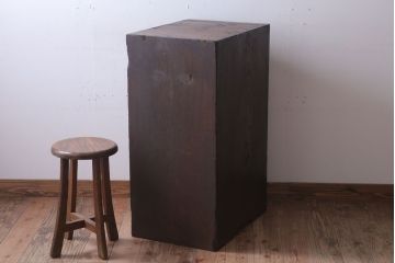 アンティーク家具　古民具・骨董　明治〜大正　古い木の4杯チェスト(引き出し)