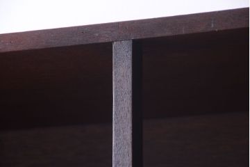 アンティーク家具　和製アンティーク　古い木の脚付き飾り棚(オープンラック)