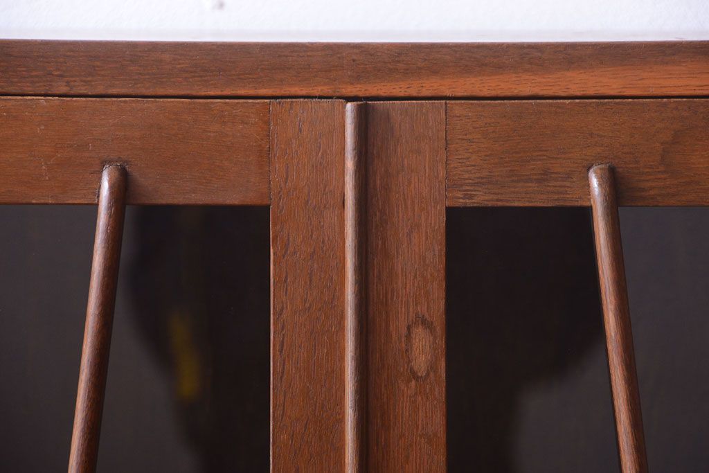 レトロ家具　昭和レトロ　前面ナラ材!おしゃれなアンティーク本箱