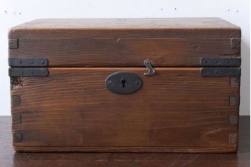アンティーク家具　古民具・骨董　大正〜昭和　小ぶりなアンティーク木箱