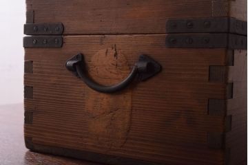 アンティーク家具　古民具・骨董　大正〜昭和　小ぶりなアンティーク木箱