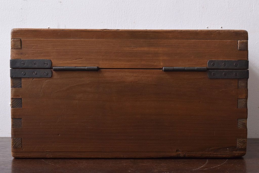 アンティーク家具　古民具・骨董　大正〜昭和　小ぶりなアンティーク木箱