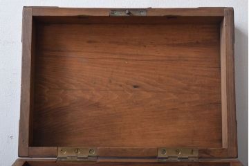 アンティーク家具　古民具・骨董　大正〜昭和　小ぶりなアンティーク木箱