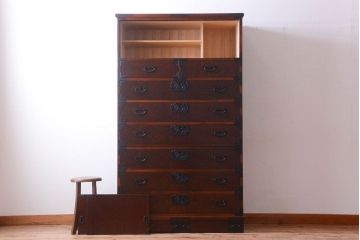 中古　民芸家具　玉杢・内桐材製の高級衣装箪笥(桐箪笥、桐たんす)