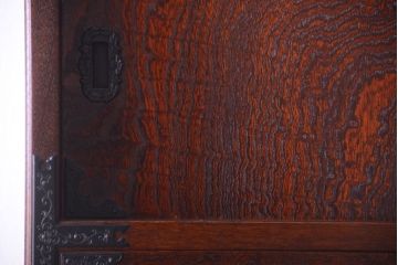 中古　民芸家具　玉杢・内桐材製の高級衣装箪笥(桐箪笥、桐たんす)