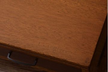 アンティーク家具　和製アンティーク　古い木製の2杯引き出し付き文机(2)