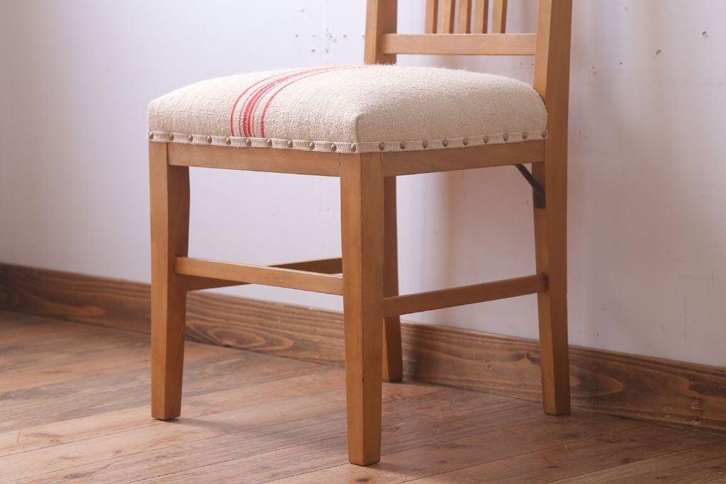 アンティーク家具　和製アンティーク　ブナ材製!アンティークリネン座面のシンプルなダイニングチェア