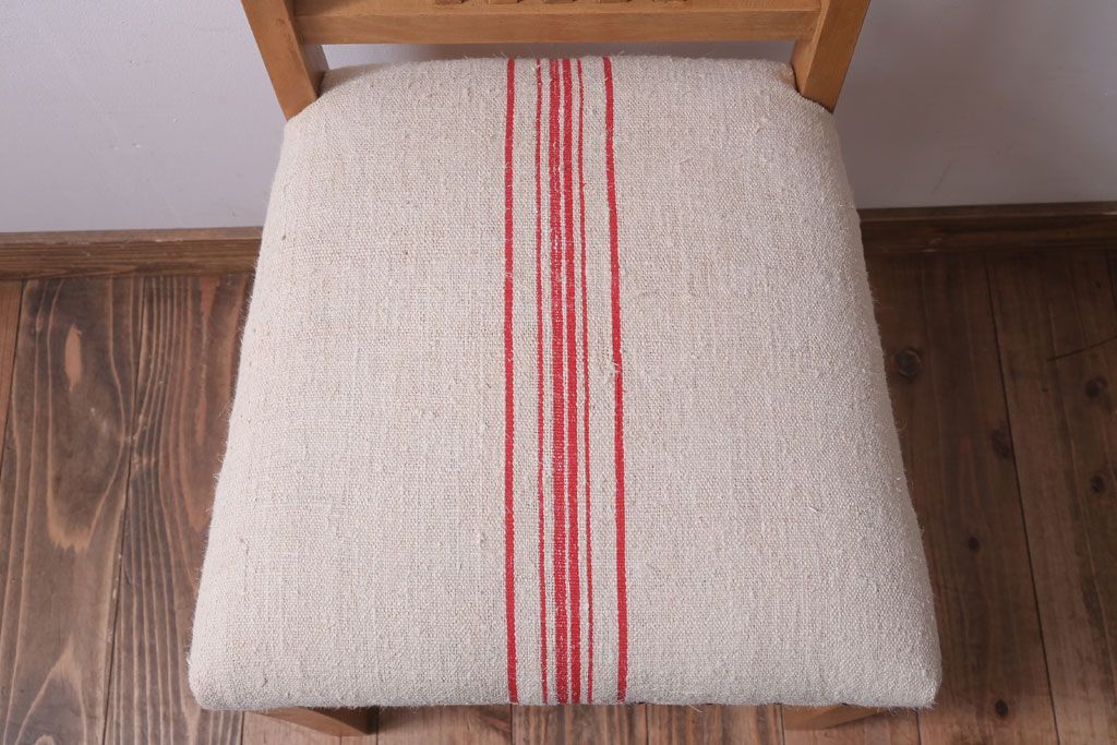 アンティーク家具　和製アンティーク　ブナ材製!アンティークリネン座面のシンプルなダイニングチェア