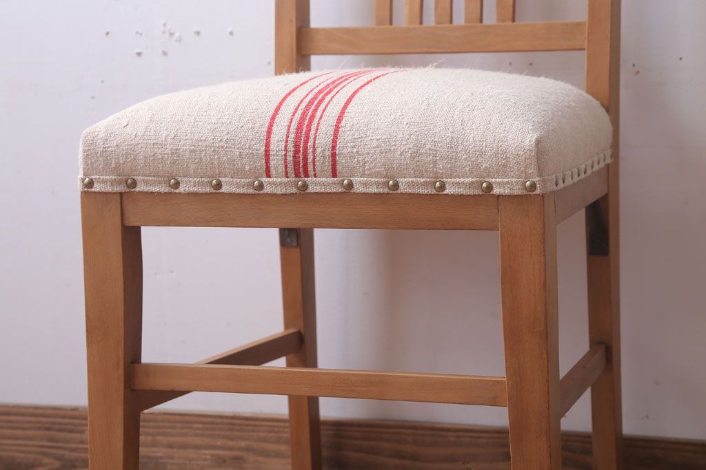 アンティーク家具　和製アンティーク　ブナ材製!アンティークリネン座面のシンプルなダイニングチェア