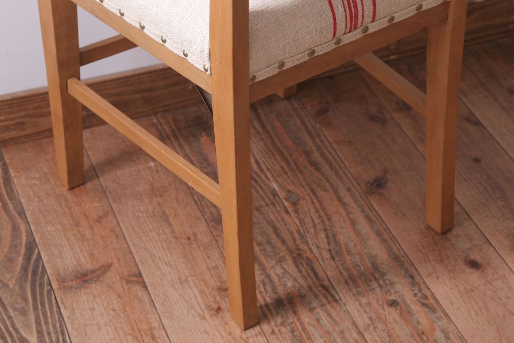 アンティーク家具　和製アンティーク　ブナ材製!アンティークリネン座面のシンプルなダイニングチェア