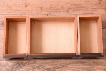 ビンテージ　民芸家具　引き出し3杯付き!モダンな飾り棚