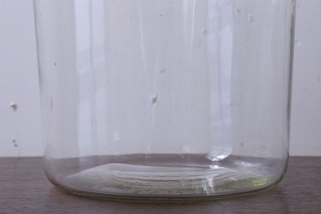 アンティーク雑貨　昭和レトロ　ガラス蓋のガラス瓶2個セット