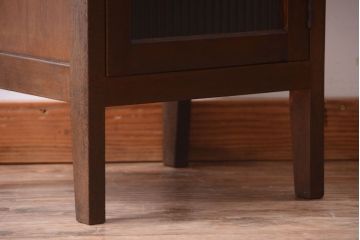 レトロ家具　昭和レトロ　小さなサイドテーブル(サイドキャビネット)