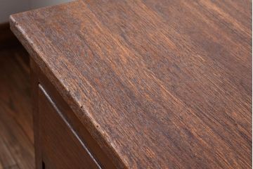 レトロ家具　昭和レトロ　小さなサイドテーブル(サイドキャビネット)(2)