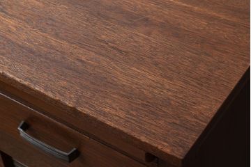 レトロ家具　昭和レトロ　小さなサイドテーブル(サイドキャビネット)(2)