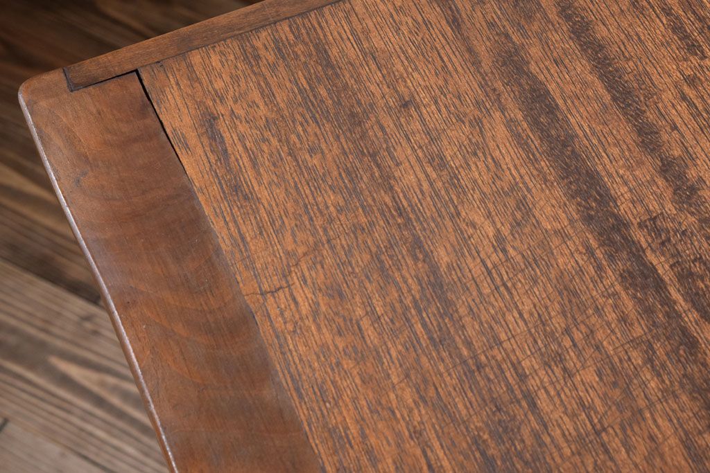 レトロ家具　昭和レトロ　小さなサイドテーブル(サイドキャビネット)(2)