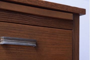 レトロ家具　昭和レトロ　小さなサイドテーブル(サイドキャビネット)(2)