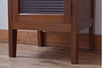 レトロ家具　昭和レトロ　小さなサイドテーブル(サイドキャビネット)(2)